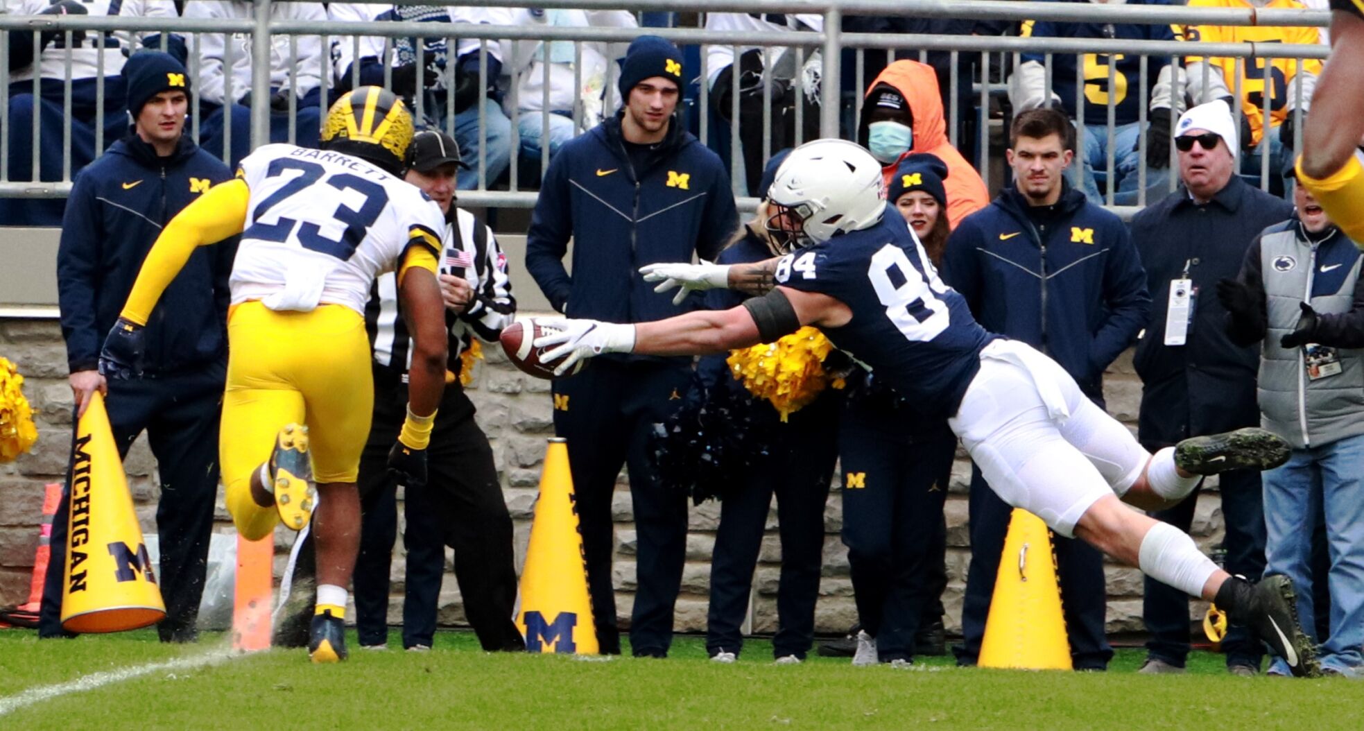 Penn State football vs Michigan_JohnsonFalling